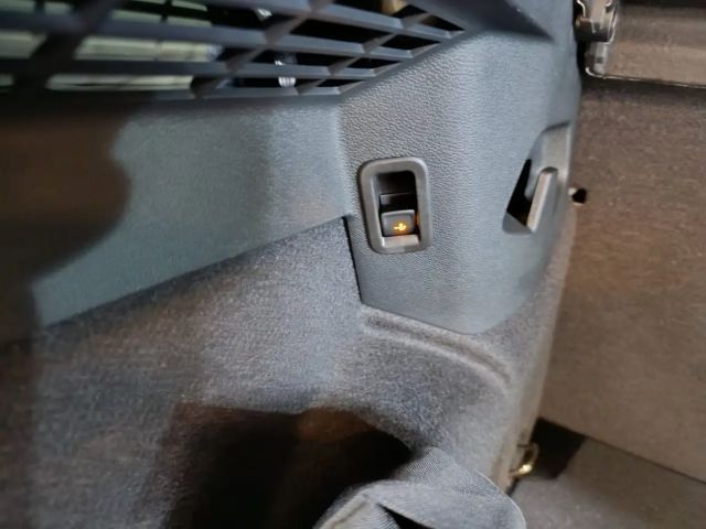 Volkswagen Golf DSG Sport