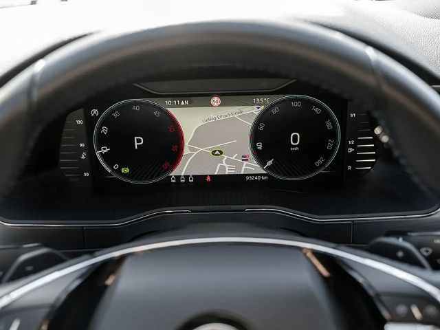 Skoda Superb 2.0 TDI Combi Style Style