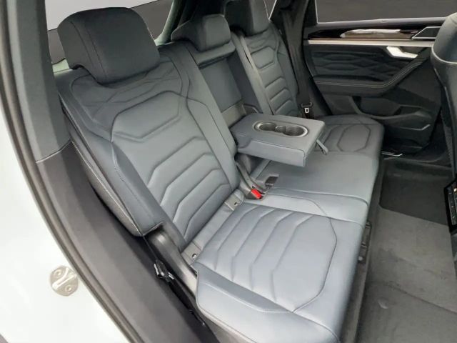 Volkswagen Touareg 4Motion R-Line