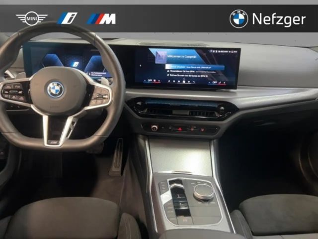 BMW 330 330e M-Sport Touring xDrive