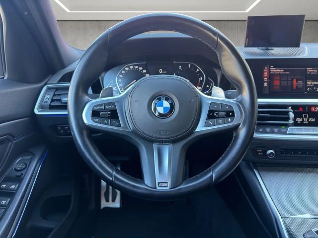 BMW 320 320d Sedan xDrive