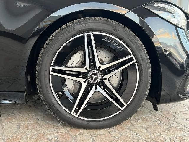 Mercedes-Benz C 300 4MATIC AMG Line Sedan
