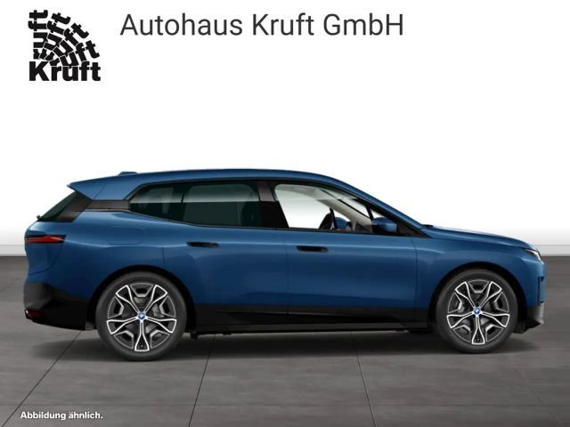 BMW iX xDrive40