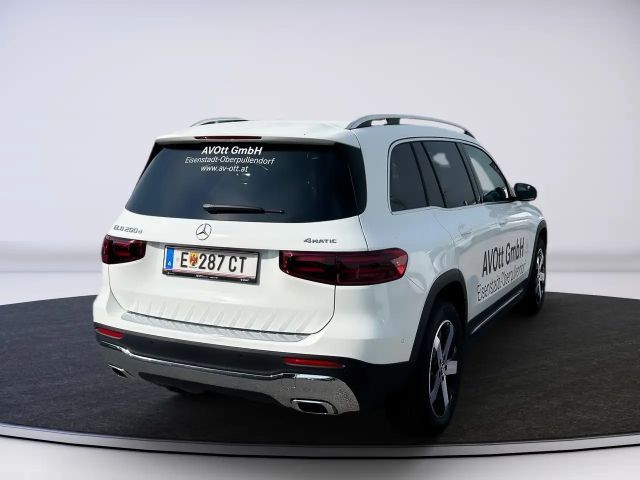 Mercedes-Benz GLB 200 4MATIC GLB 200 d