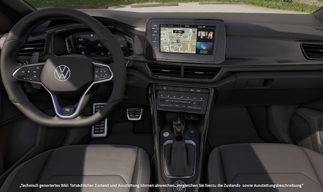 Volkswagen T-Roc Performance *Akrapovic* AHK DCC Pano