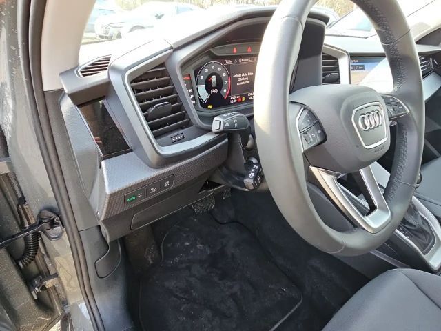 Audi A1 30 TFSI Allstreet S-Tronic