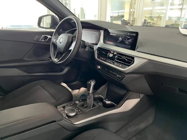 BMW 116 116i 5-deurs Sedan