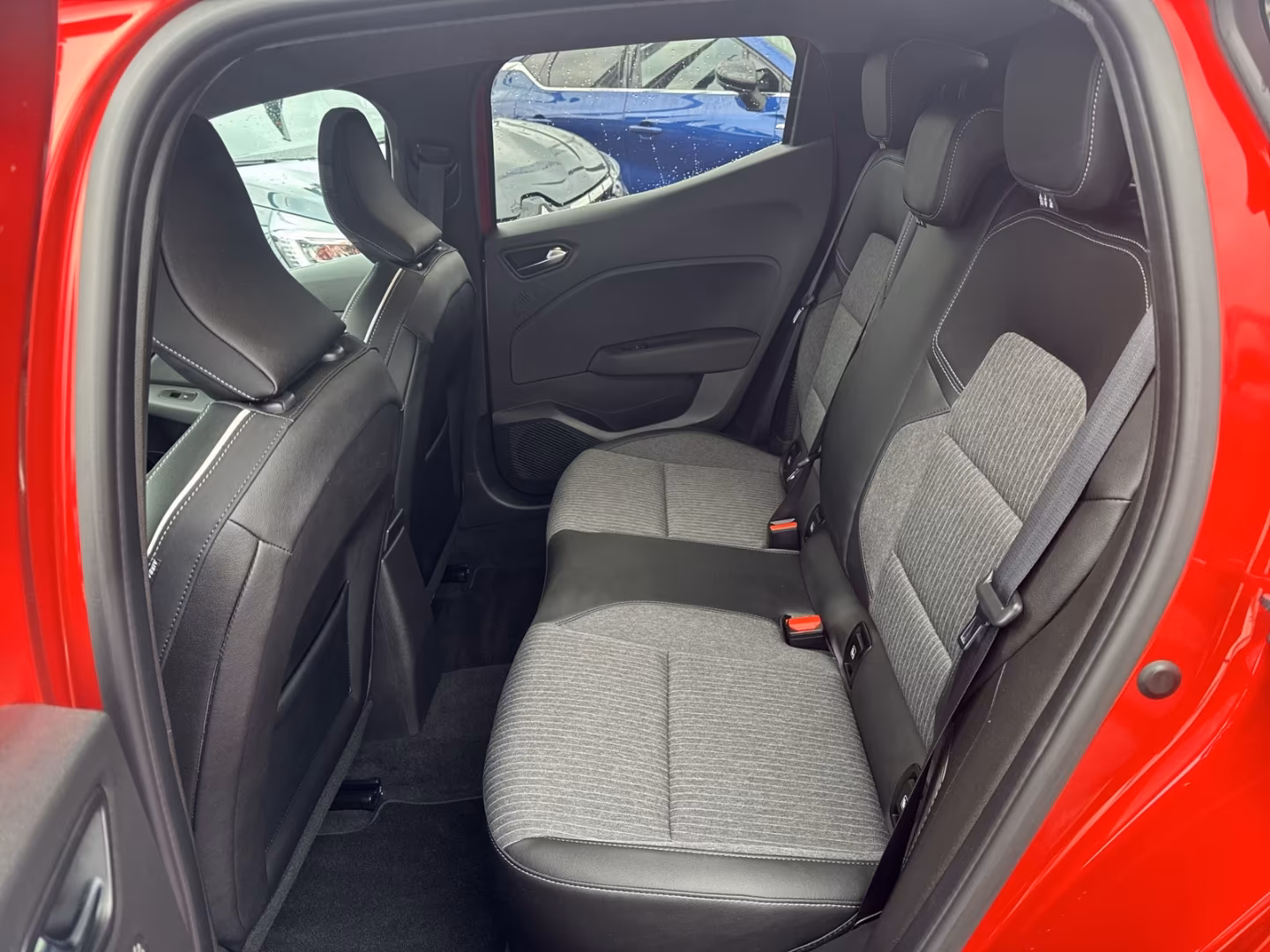 Mitsubishi Colt Hybrid