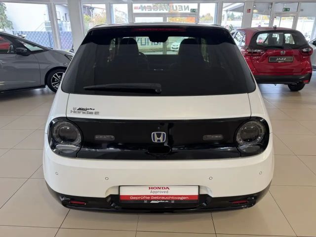 Honda e Advance
