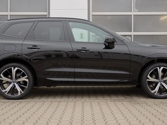 Volvo XC60 AWD Dark Plus