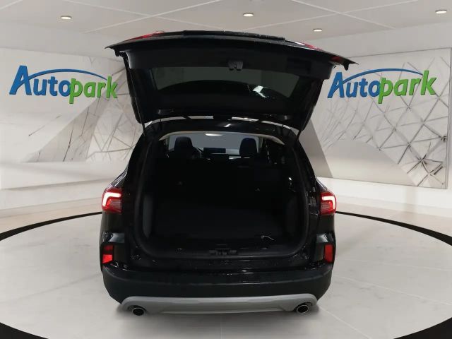 Ford Kuga Hybrid Titanium