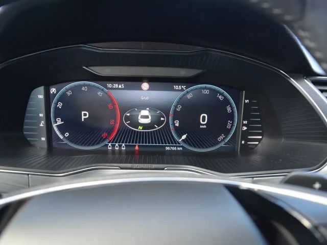 Skoda Superb Superb Kombi 2,0TDI DSG LED VIRTUAL NAVI SHZ 1.Bes