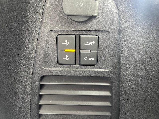 Volkswagen Touareg Touareg 3.0  R-L  DT170TDI A8A