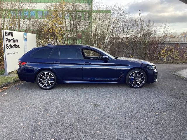 BMW 540 540d M-Sport Touring xDrive