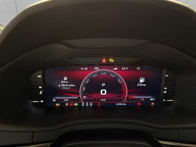 Skoda Karoq 2.0 TSI 4x4 Sportline