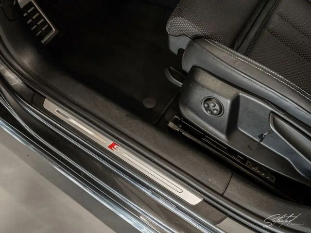 Audi A4 Avant S-Line