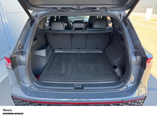 Volkswagen Tayron 2.0 TDI DSG R-Line