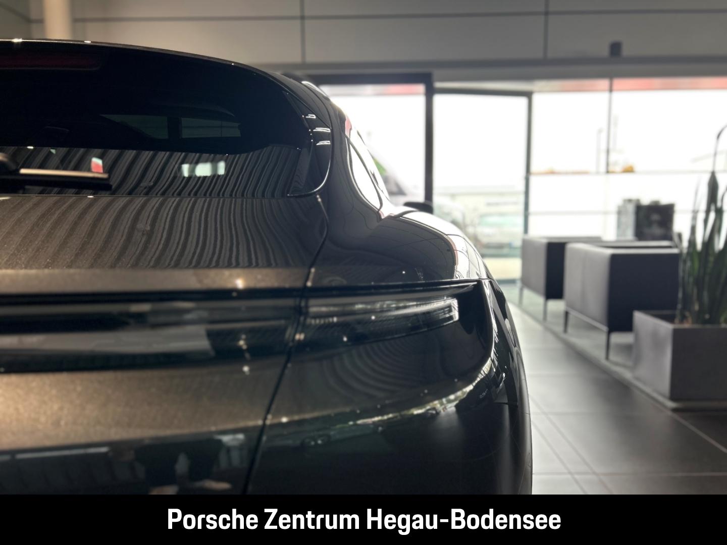 Porsche Taycan Sport Turismo