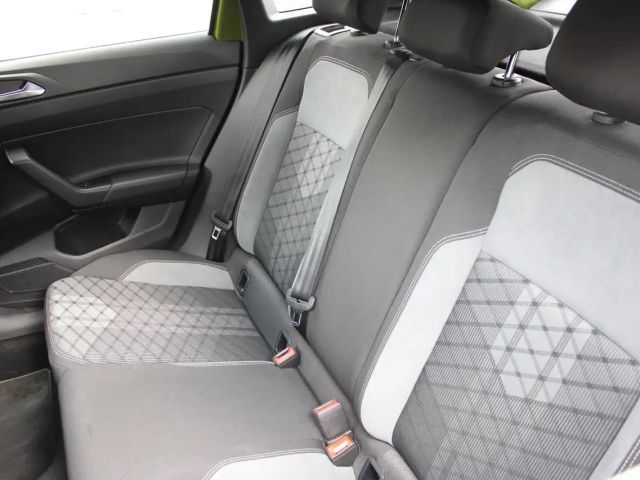 Volkswagen Taigo 1.0 TSI R-Line