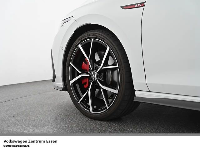 Volkswagen Golf 2.0 TSI DSG GTI