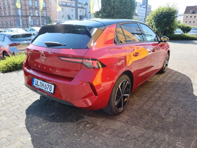 Opel Astra 1.2 Turbo Elegance