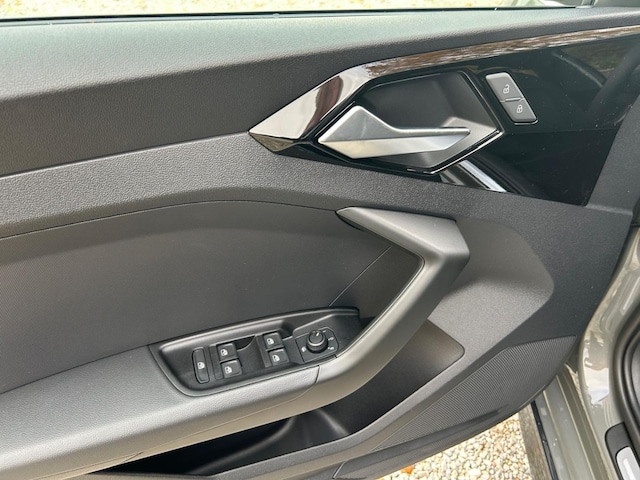 Audi A1 30 TFSI Allstreet S-Tronic