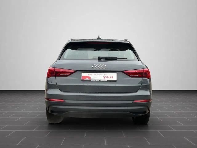 Audi Q3 S-Tronic