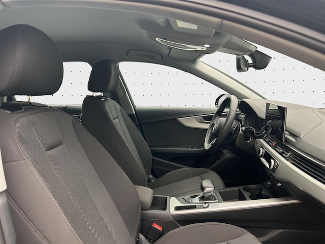 Audi A4 35 TFSI Avant S-Tronic