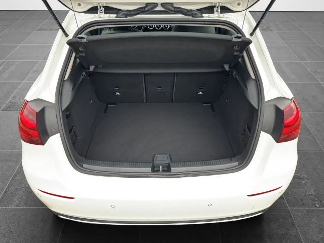 Mercedes-Benz A 220 4MATIC Progressive