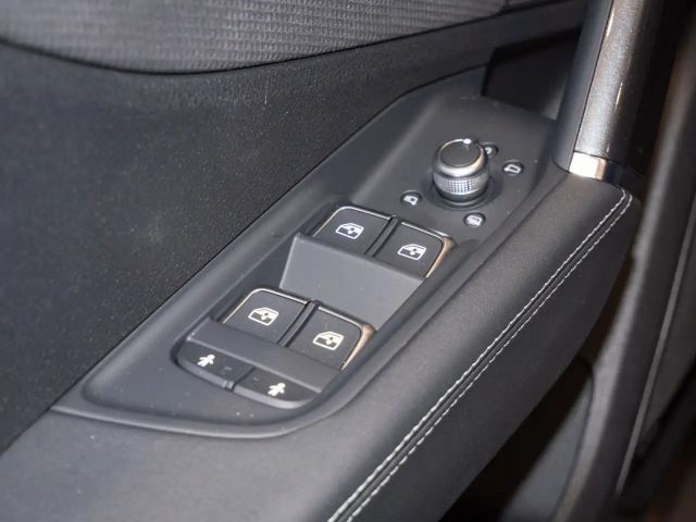 Audi Q2 35 TFSI S-Line