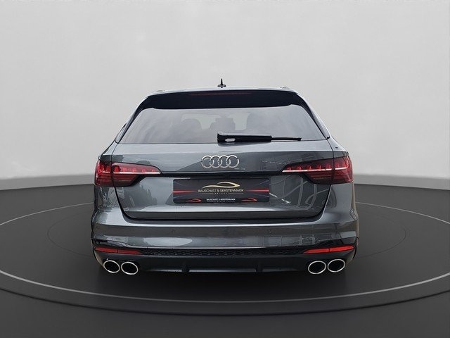 Audi S4 Avant Quattro