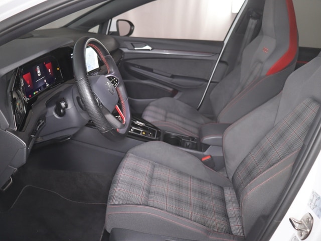 Volkswagen Golf 2.0 TSI DSG IQ.Drive