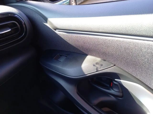 Toyota Yaris Business Hybride