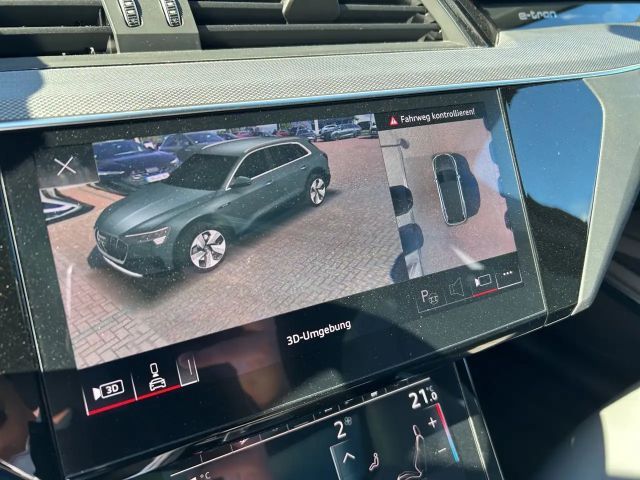 Audi Q8 e-tron 55 Quattro S-Line