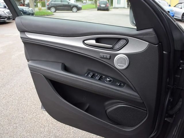 Alfa Romeo Stelvio AT8 Q4 TI Veloce