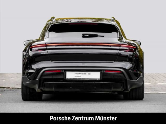 Porsche Taycan 4S Cross Turismo