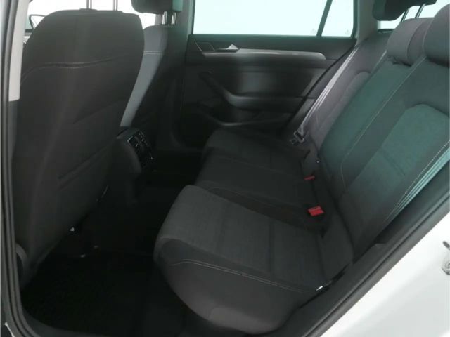 Volkswagen Passat 2.0 TDI Business DSG Variant