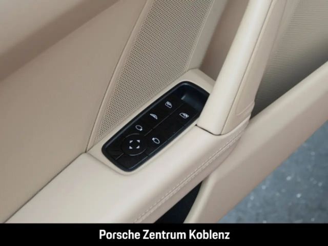 Porsche 992 Cabrio Carrera S