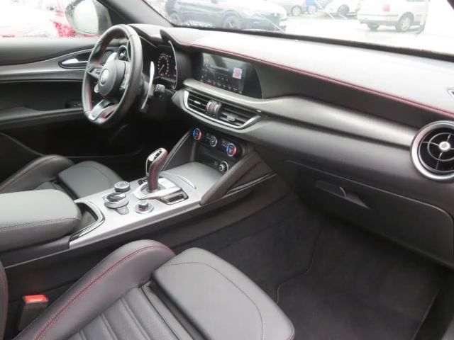 Alfa Romeo Stelvio Q4