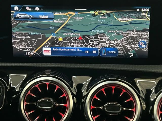 Mercedes-Benz CLA 200 AMG Line Shooting Brake