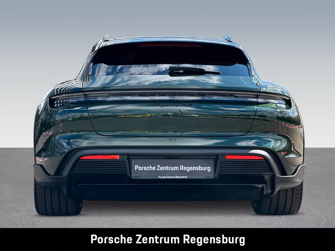 Porsche Taycan 4S Cross Turismo