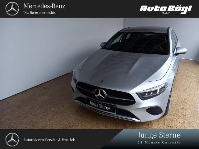 Mercedes-Benz A 180 Progressive