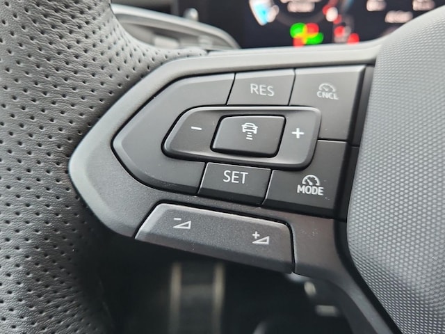 Volkswagen T-Roc IQ.Drive R-Line Style