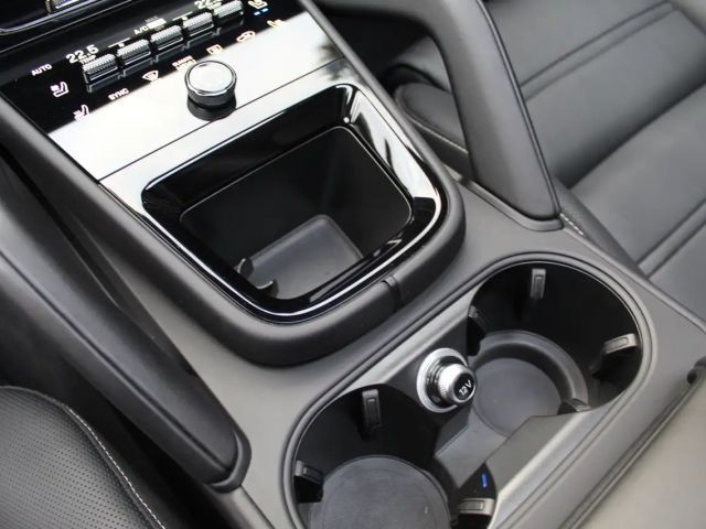 Porsche Cayenne E-Hybrid Turbo