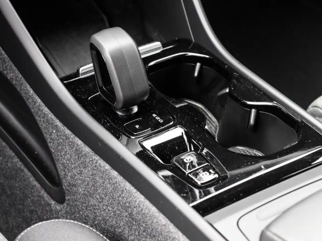 Volvo XC40 Dark Plus