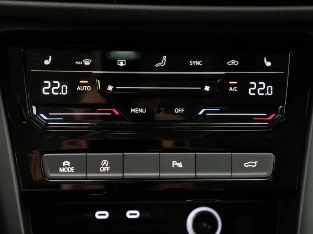 Volkswagen Touran 1.5 TSI DSG R-Line