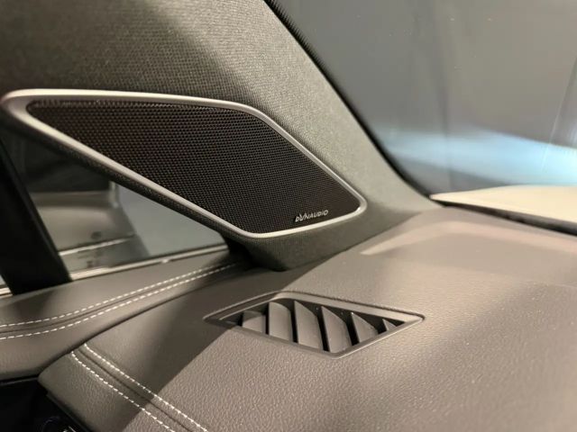 Volkswagen Touareg R-Line Style