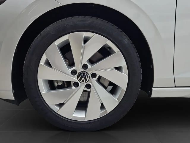 Volkswagen Golf 2.0 TDI DSG Style Variant