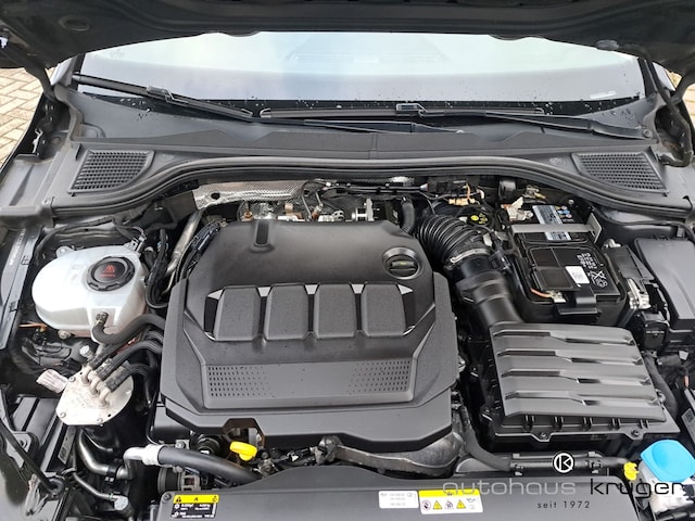 Volkswagen Golf 2.0 TDI DSG Life Variant