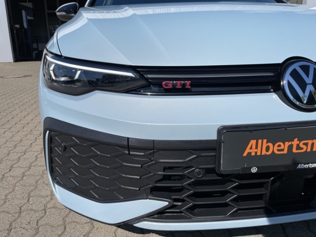Volkswagen Golf 2.0 TSI Golf VIII
